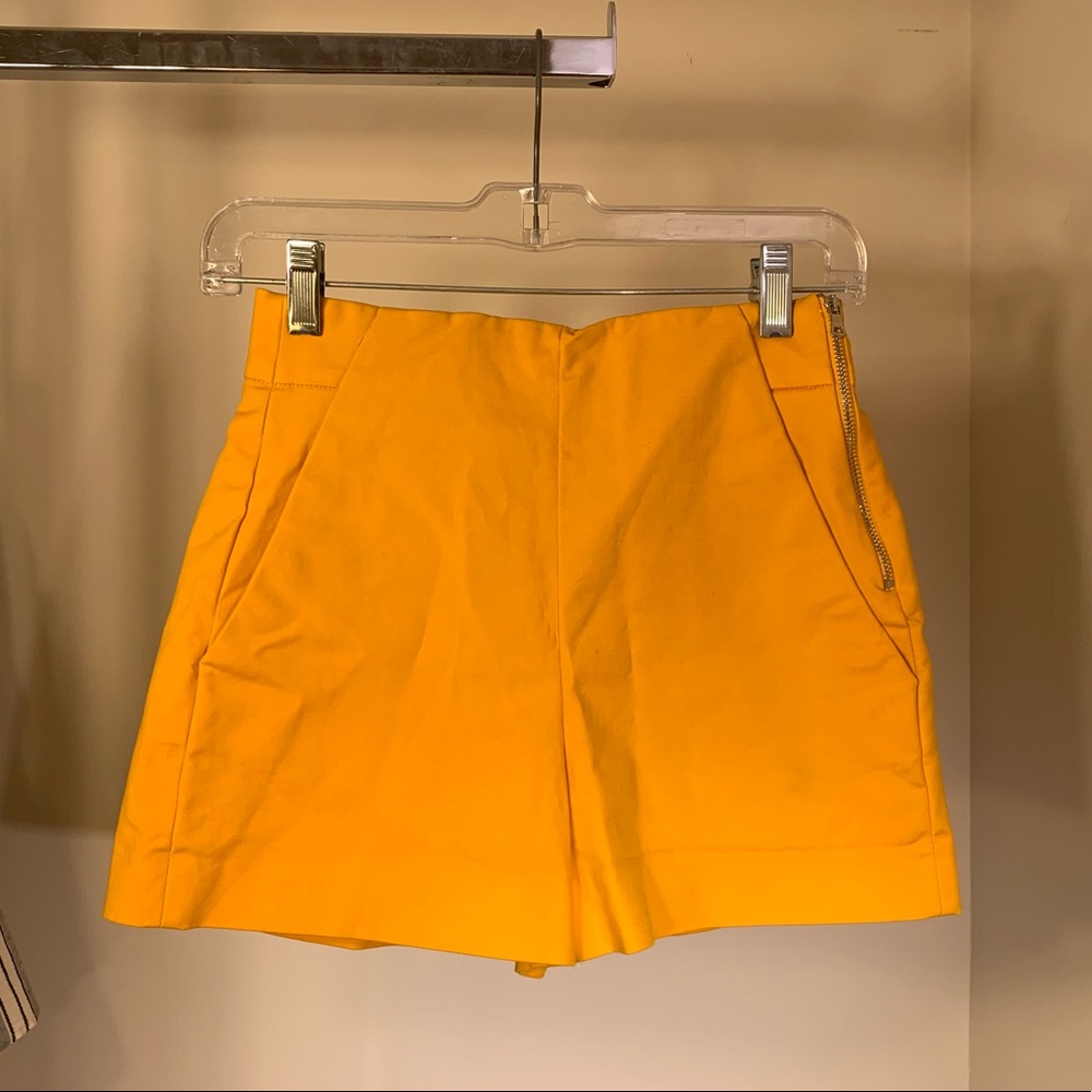Zara High-waisted Tangerine Shorts 🍊
